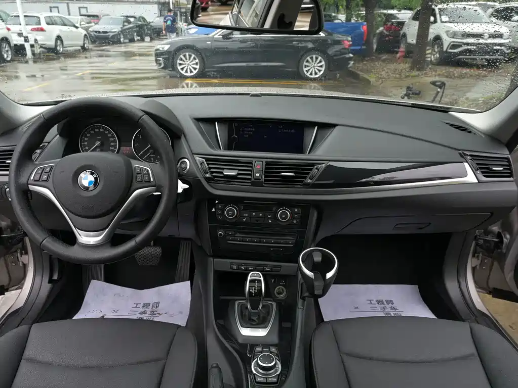 BMW X1 2015 sDrive18i Lead