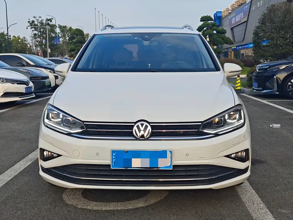 Volkswagen Golf Sportsvan — миниатюра 2