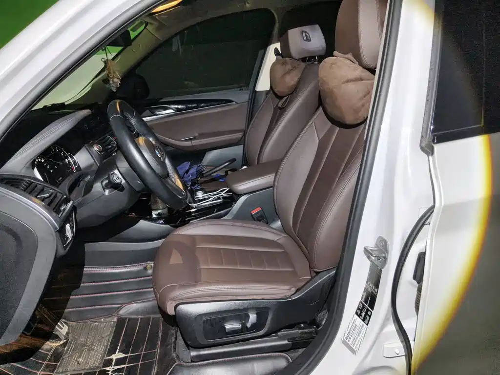 BMW X3 — миниатюра 8