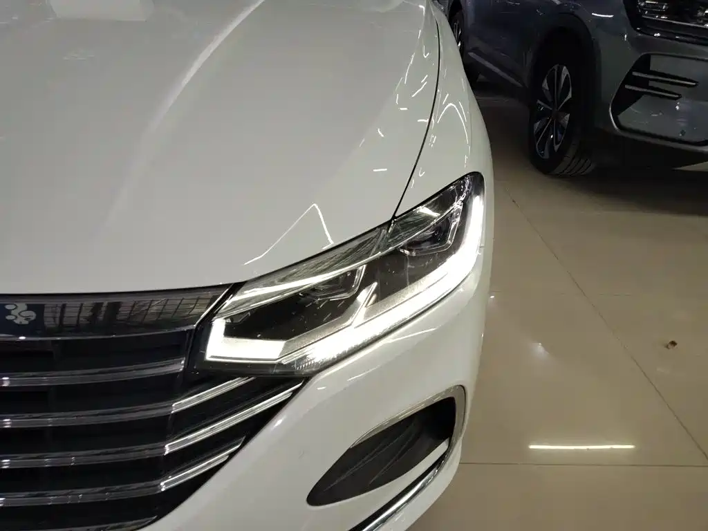 Volkswagen Lavida — миниатюра 24