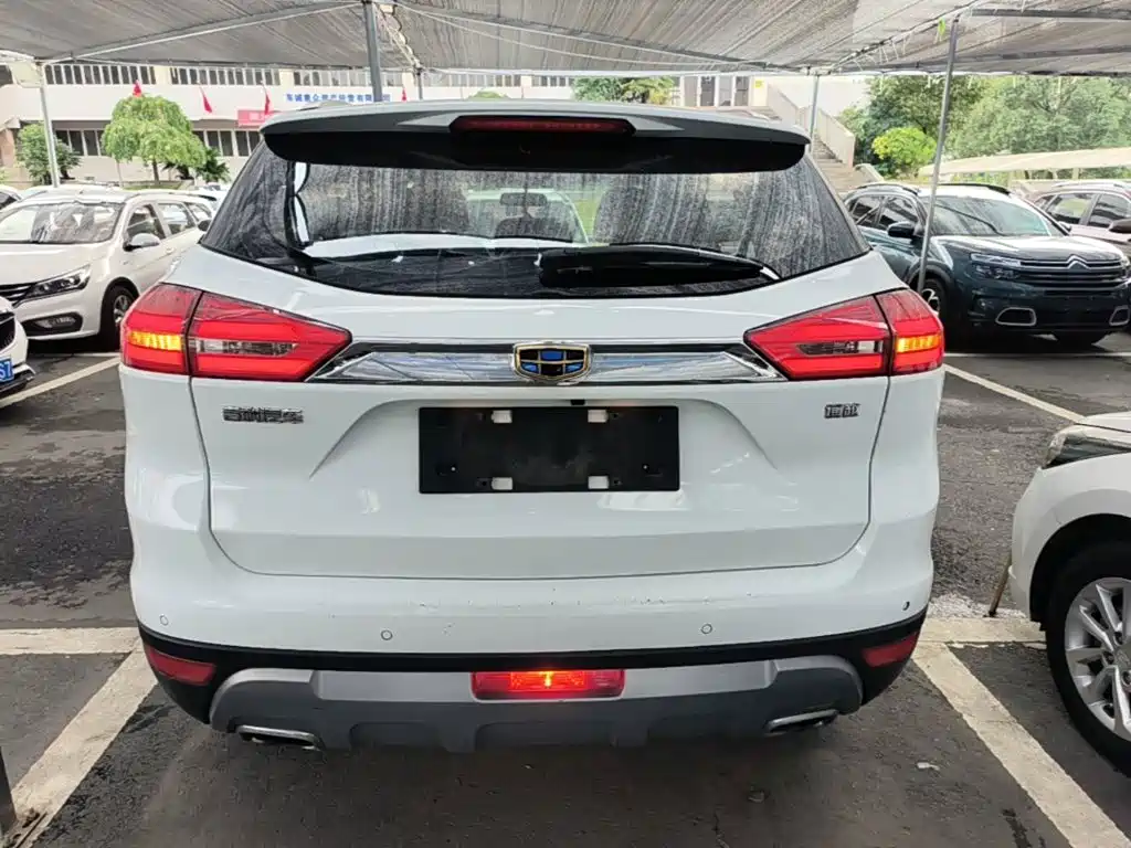 Geely Boyue — миниатюра 6
