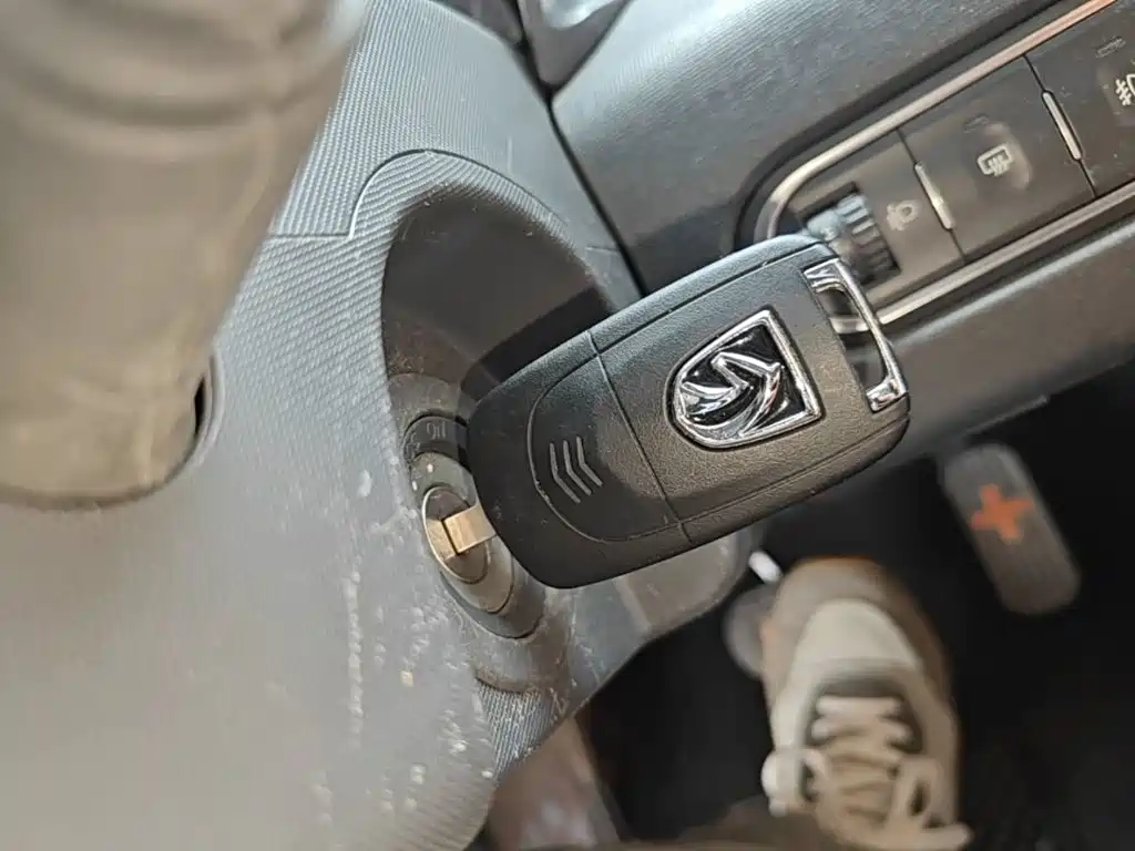 Baojun E100 — миниатюра 9