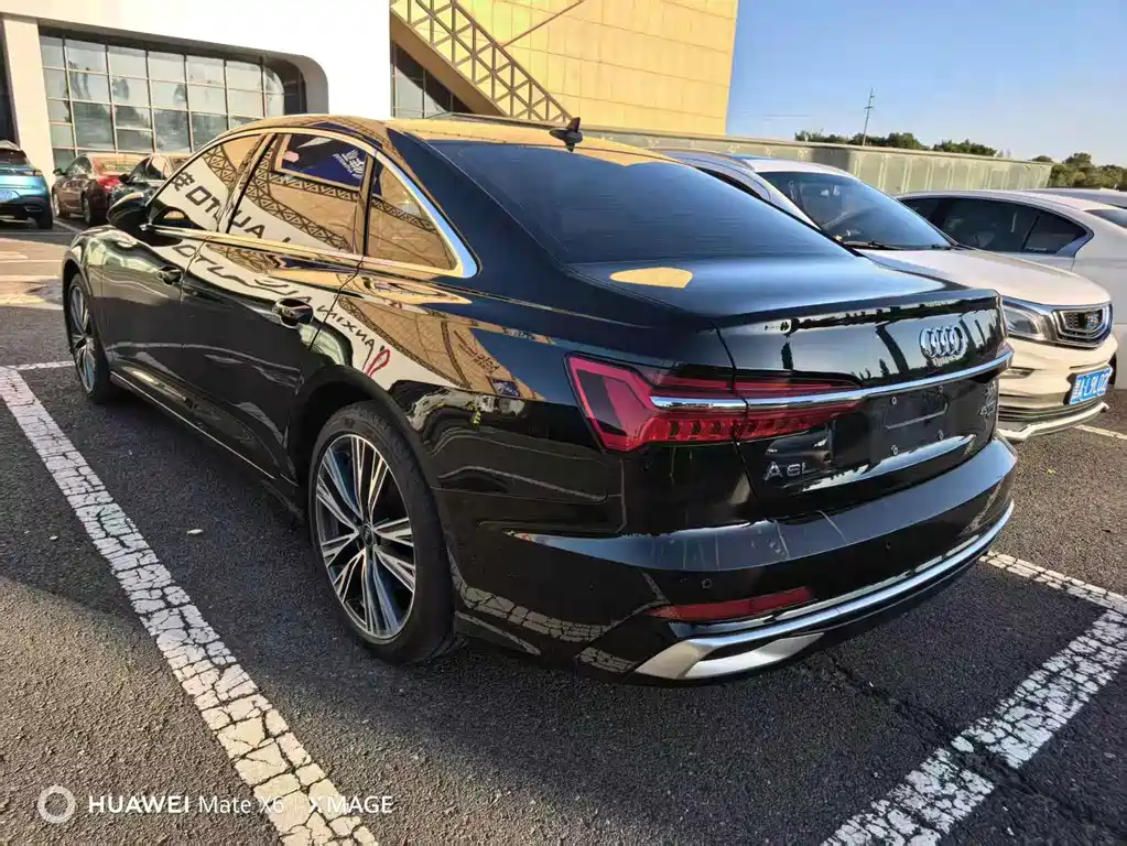 Audi A6L — миниатюра 6