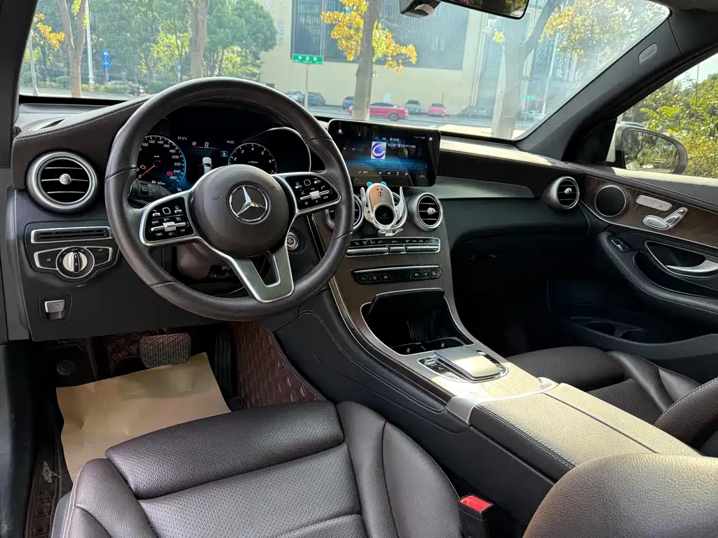 Mercedes-Benz GLC — миниатюра 5