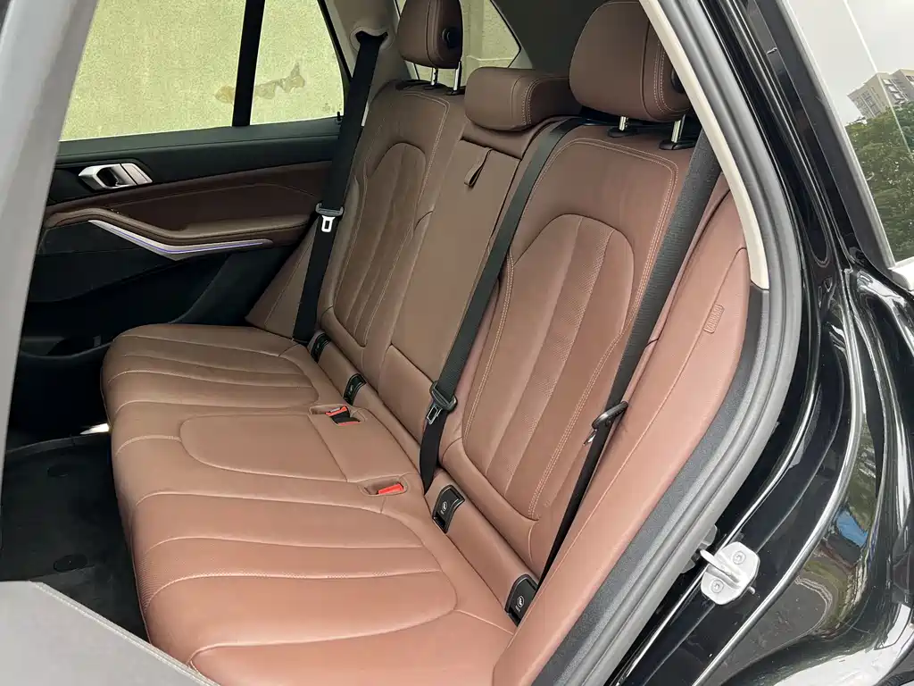 BMW X5 (Import) — миниатюра 11