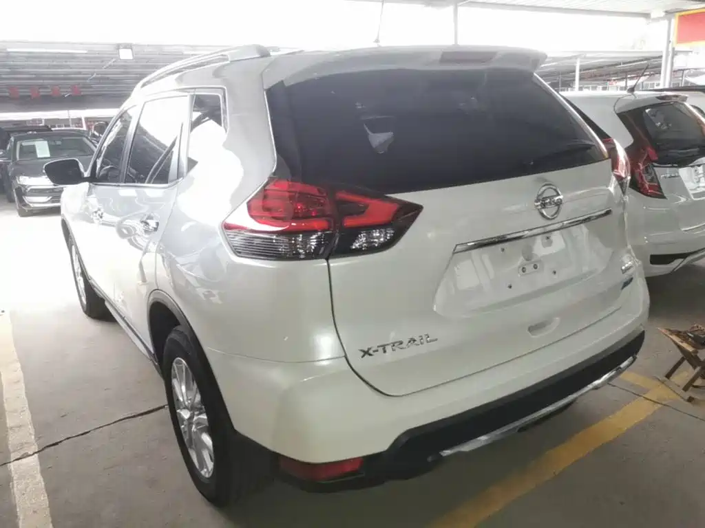 Nissan X-Trail — миниатюра 5