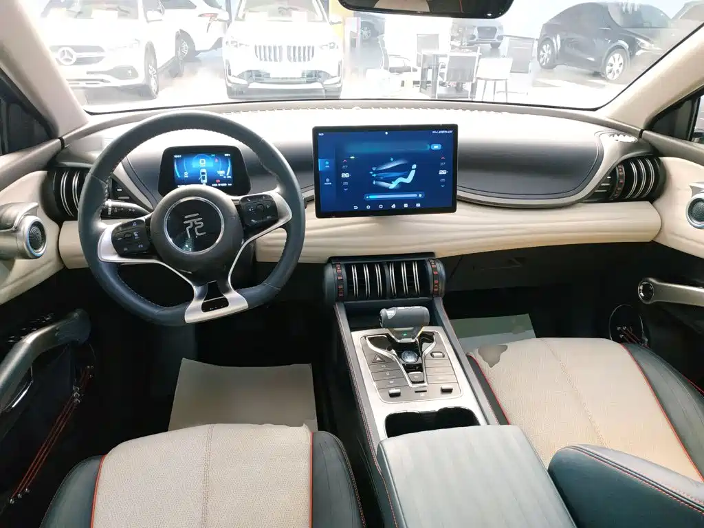 BYD Yuan Plus — миниатюра 10
