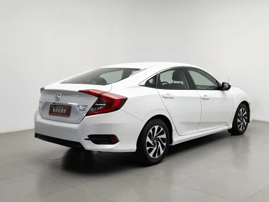 Honda Civic — миниатюра 2