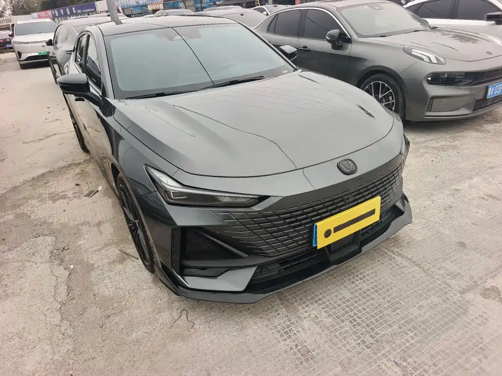 Changan UNI-V — миниатюра 3