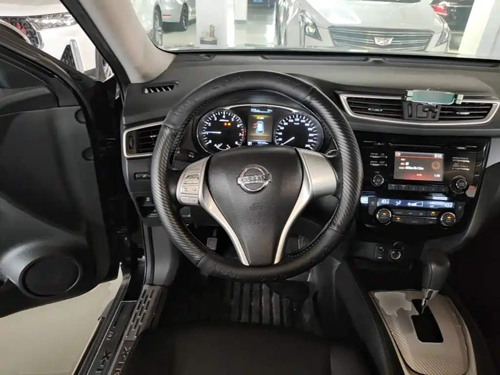 Nissan X-Trail — миниатюра 11