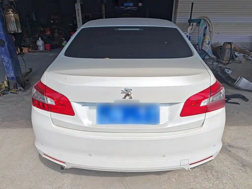 Peugeot 408 — миниатюра 6