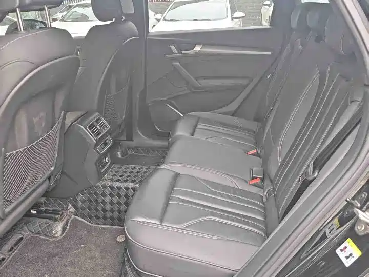 Audi Q5L — миниатюра 8