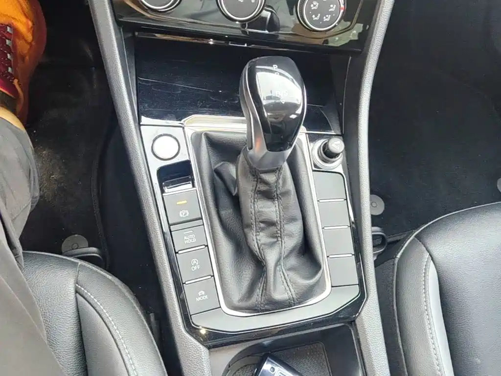 Volkswagen Sagitar — миниатюра 14