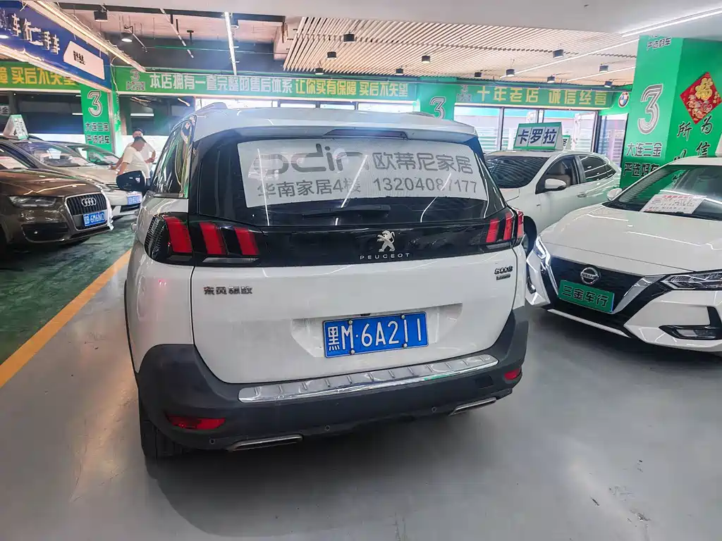 Peugeot 5008 — миниатюра 5