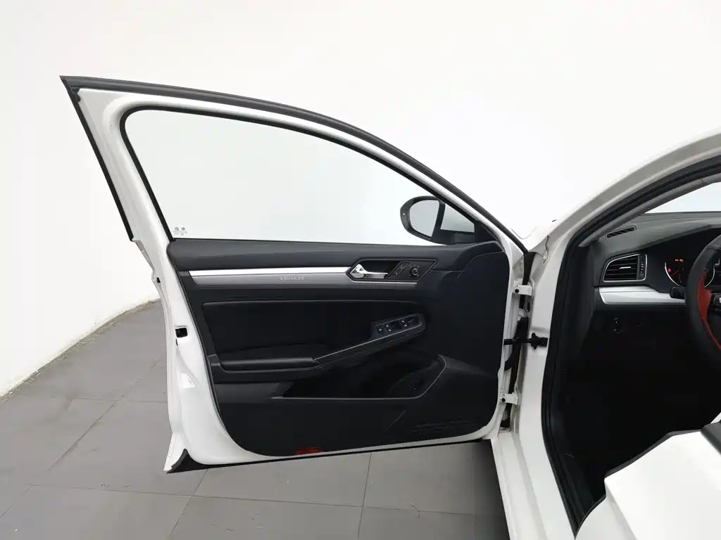 Volkswagen Lamando — миниатюра 8