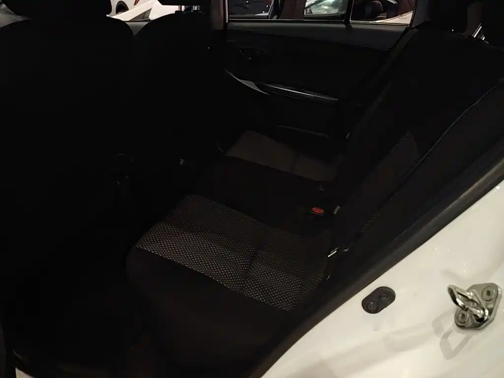 Toyota Vios FS — миниатюра 17
