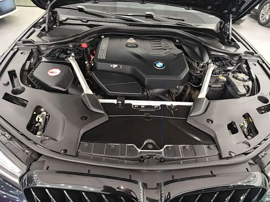 BMW 5 Series — миниатюра 20