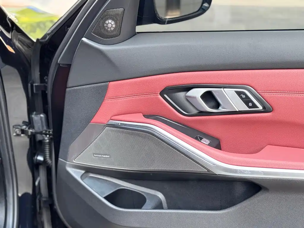 BMW 3 Series — миниатюра 18