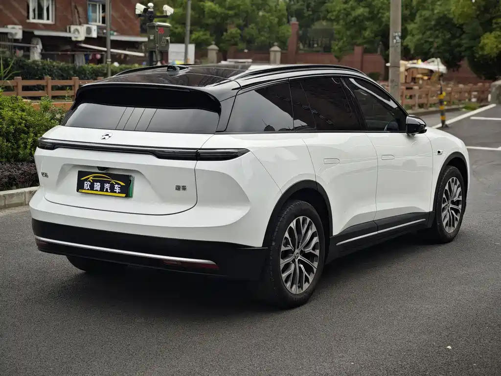 NIO ES6 — миниатюра 4