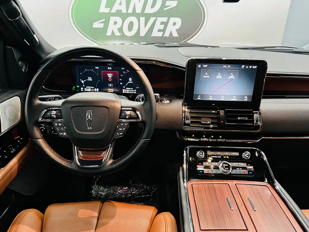 Lincoln Navigator — миниатюра 14