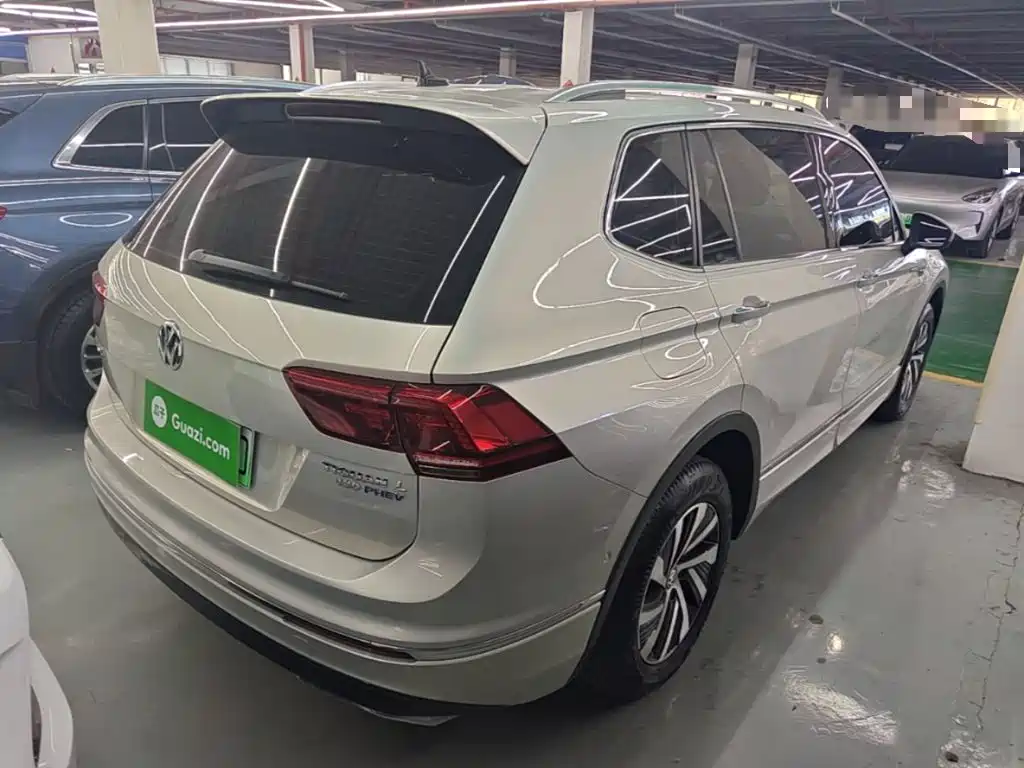 Volkswagen Tiguan L PHEV — миниатюра 5