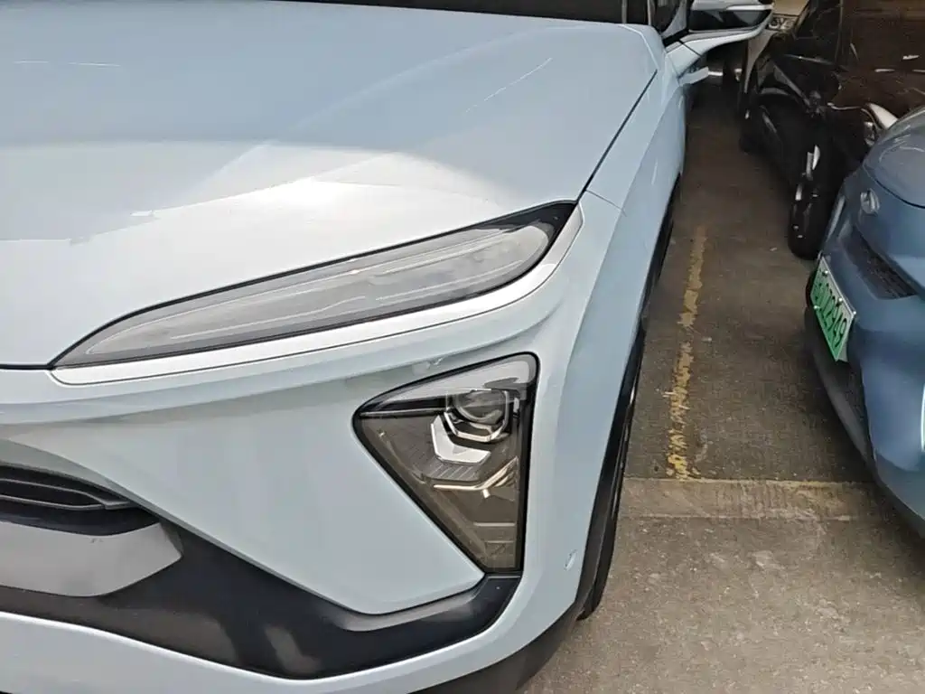 NIO ES6 — миниатюра 24