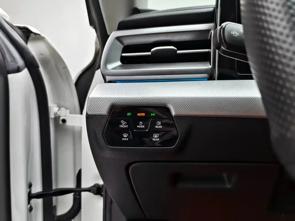 Volkswagen Lamando — миниатюра 10