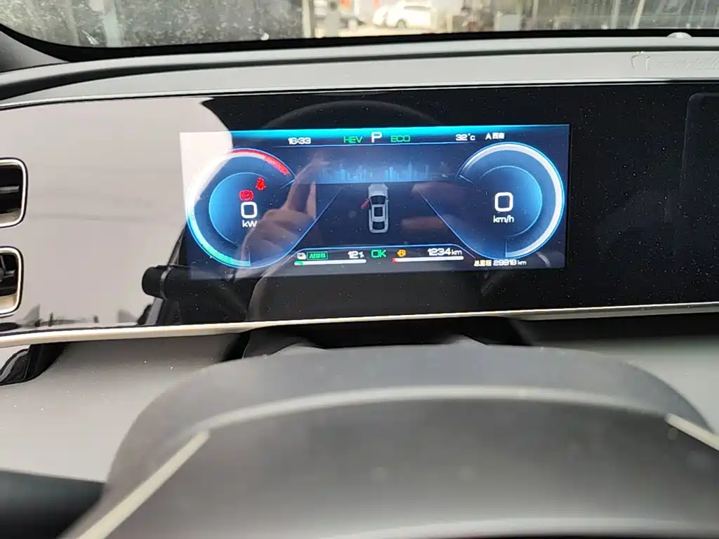 BYD Qin L — миниатюра 12