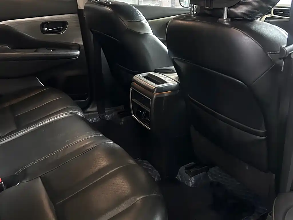 Nissan Murano — миниатюра 8