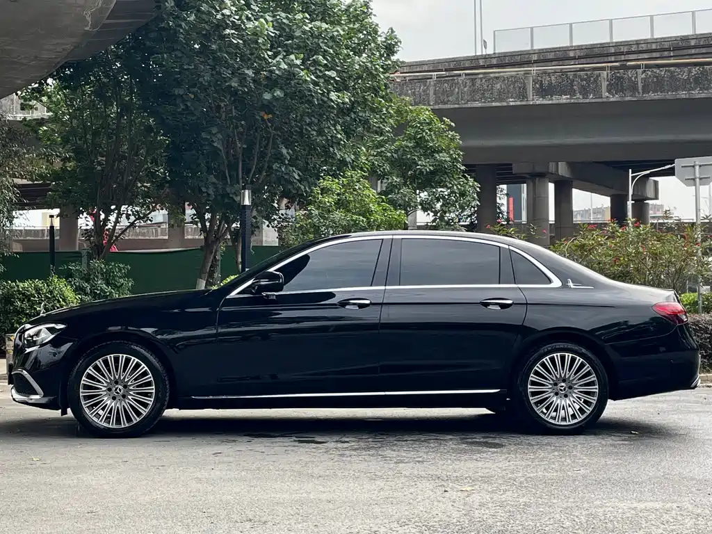 Mercedes-Benz E-Class E 2022 E 300 L Fashion