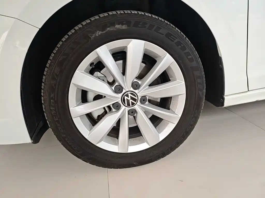 Volkswagen Bora — миниатюра 23