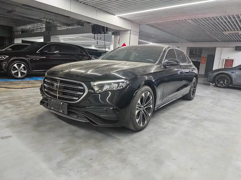 2024 Mercedes-Benz E-klasse - zdjęcie 1 z 15