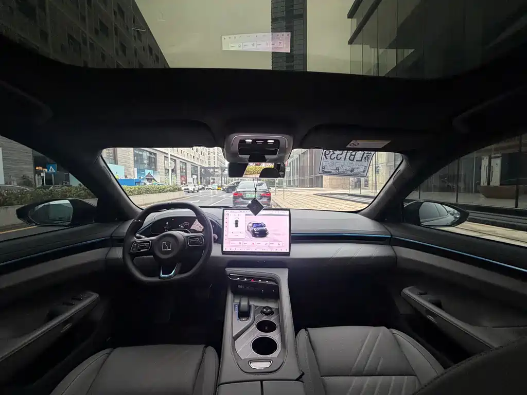 ZEEKR EXTREME KRYPTON 001