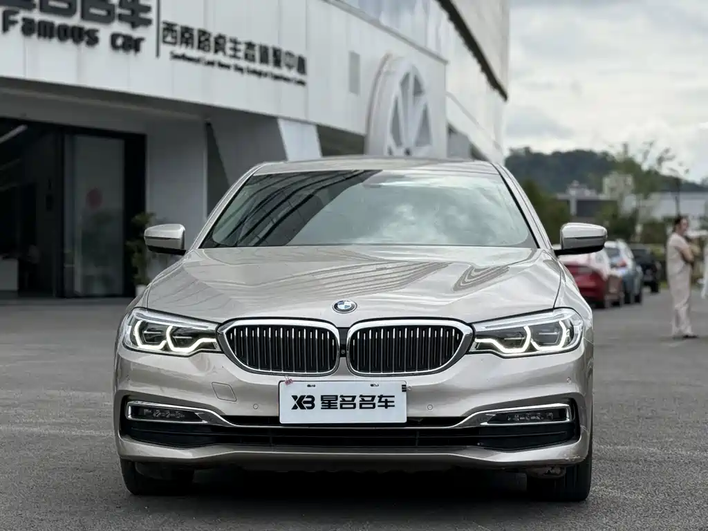 BMW 5 Series — миниатюра 2