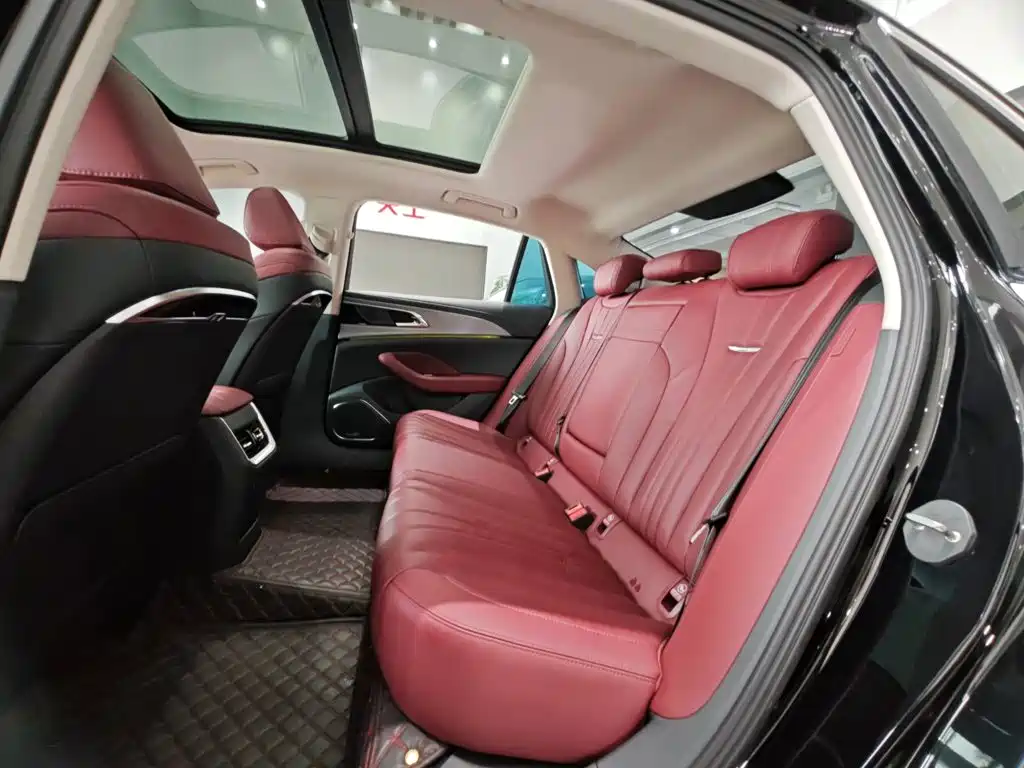 Hongqi Hongqi H5 — миниатюра 4