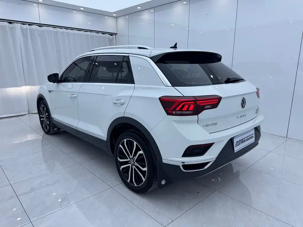 Volkswagen T-Roc — миниатюра 6