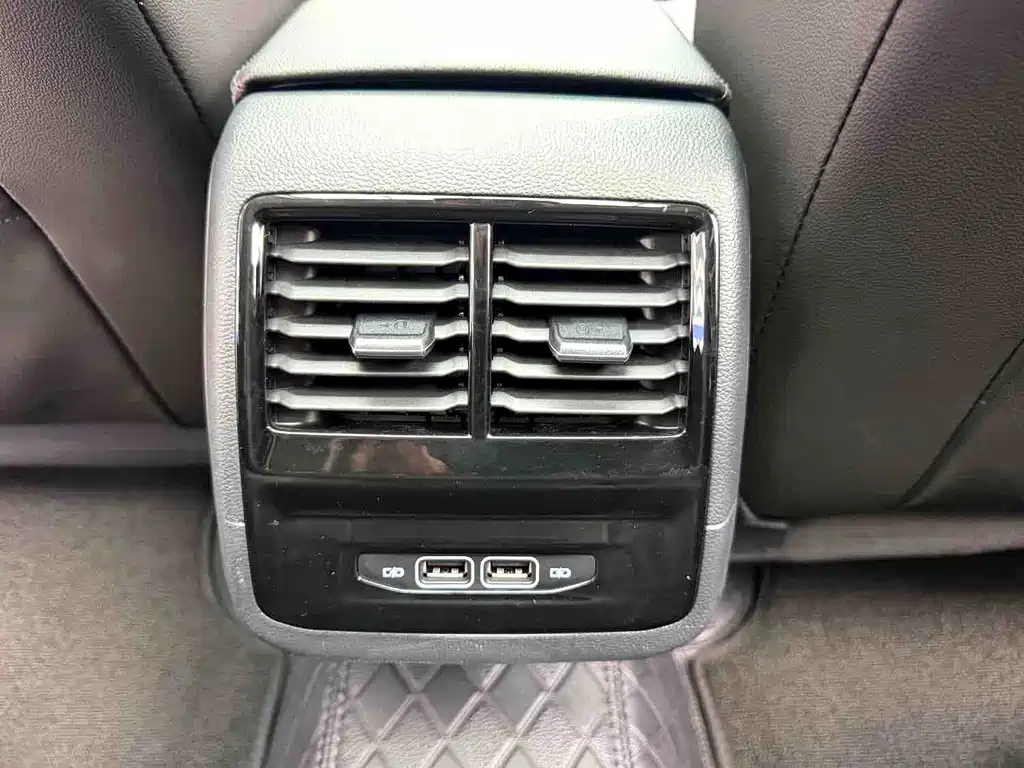 Volkswagen Sagitar — миниатюра 7