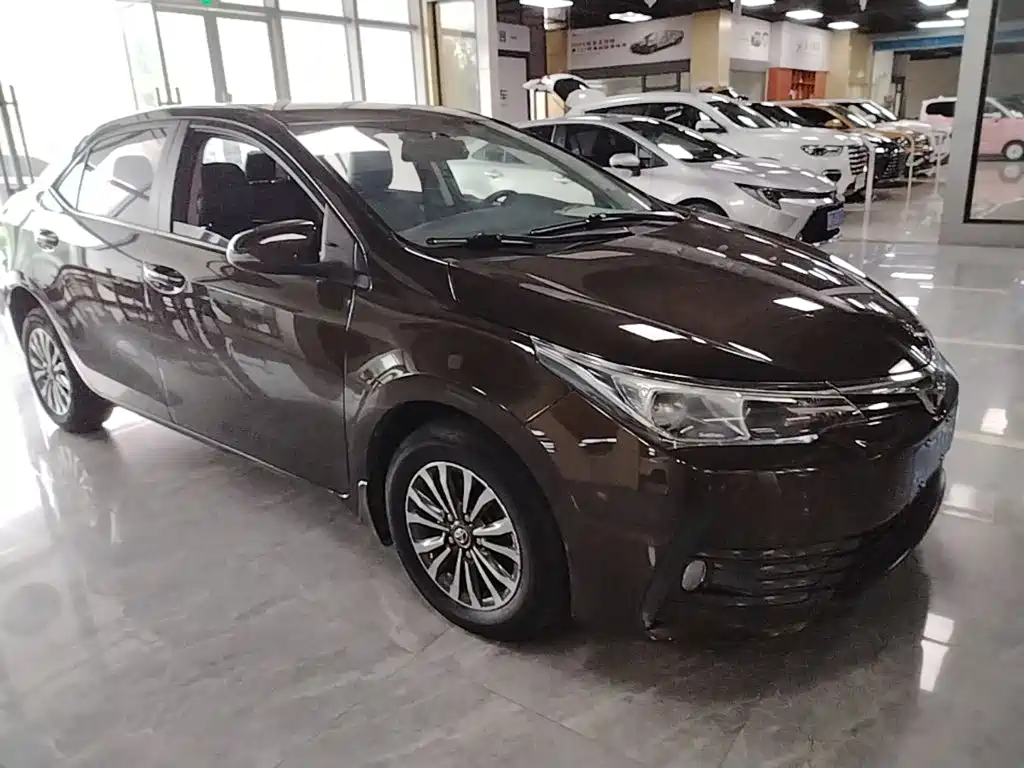 Toyota Corolla — миниатюра 4