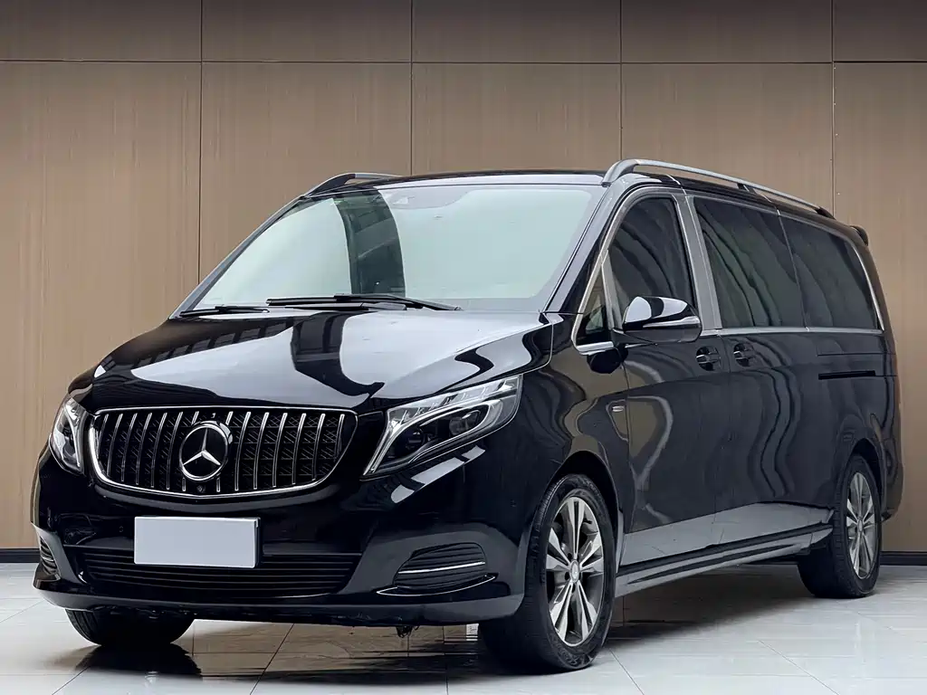 Mercedes-Benz V-Class 2017 V 260 L Premium Extended Edition