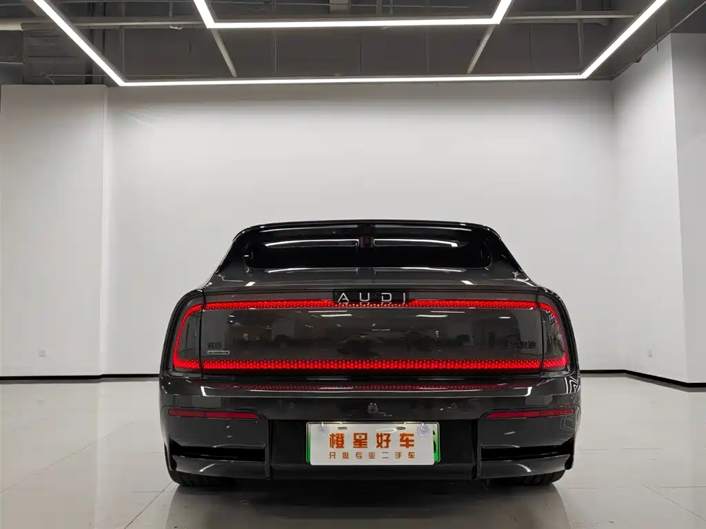 Ауди Ауди. Audi E5 Sportback — миниатюра 5