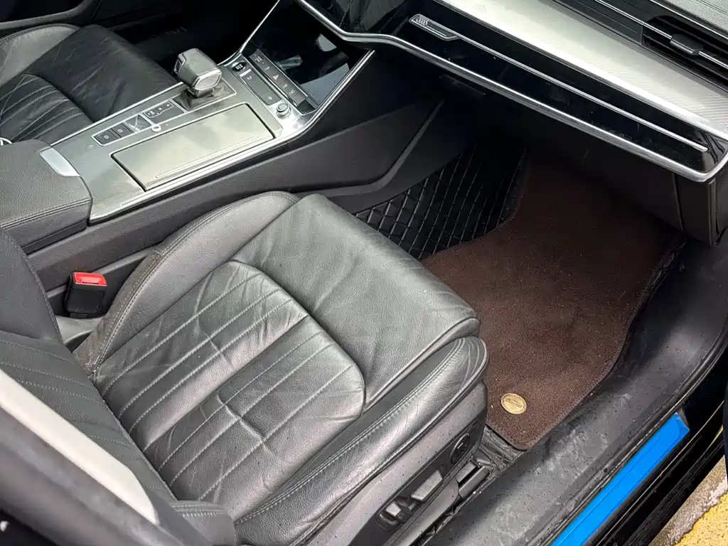 Audi A6L 2021 40 TFSI Luxury