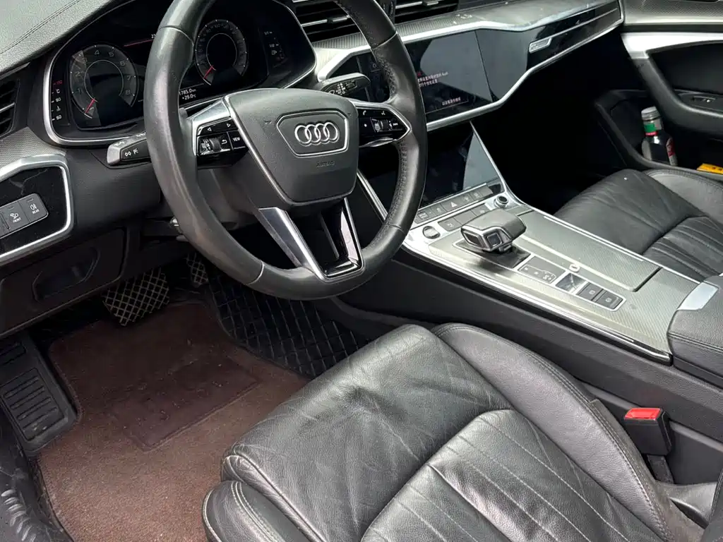 Audi A6L 2021 40 TFSI Luxury