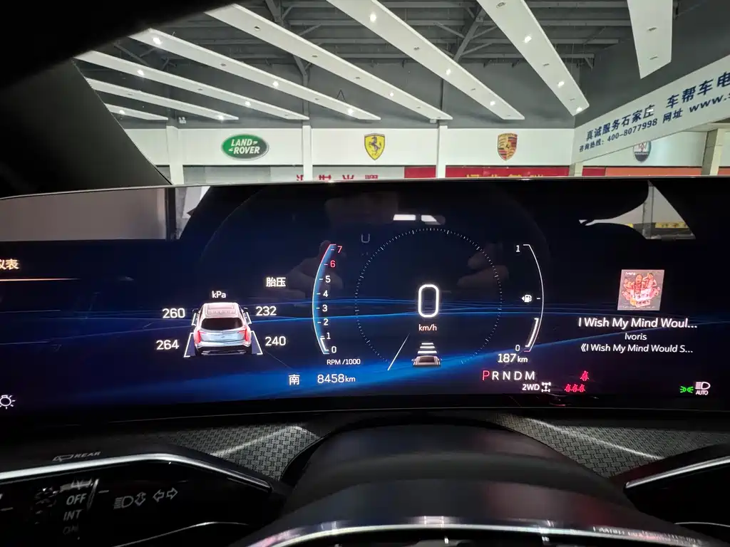 Cadillac XT5 — миниатюра 16
