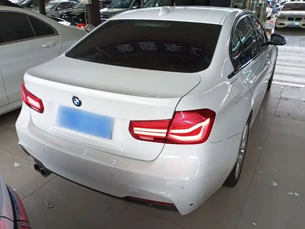 BMW 3 Series — миниатюра 7