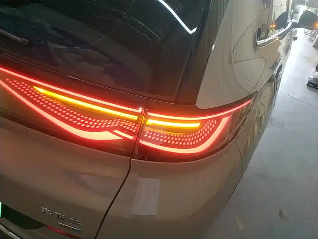 BYD 05 EV 2025 520KM