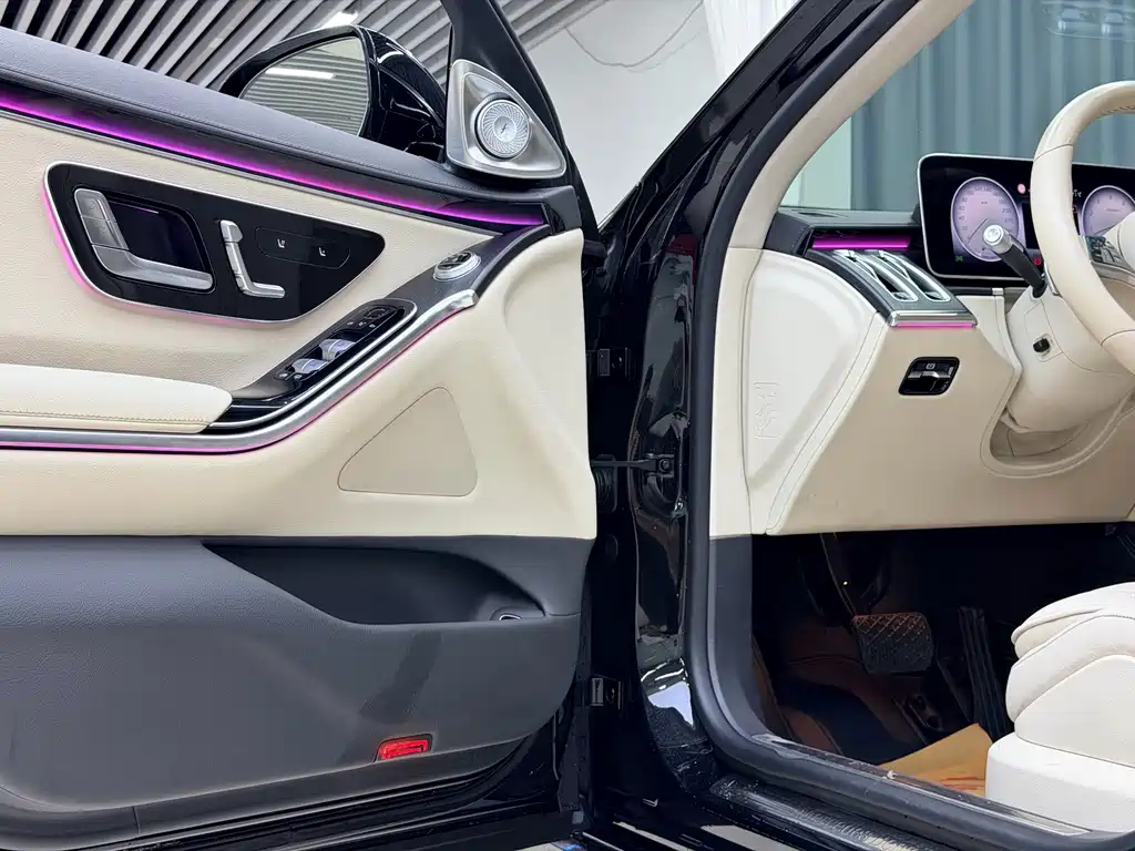 Mercedes-Benz S-Class — миниатюра 7