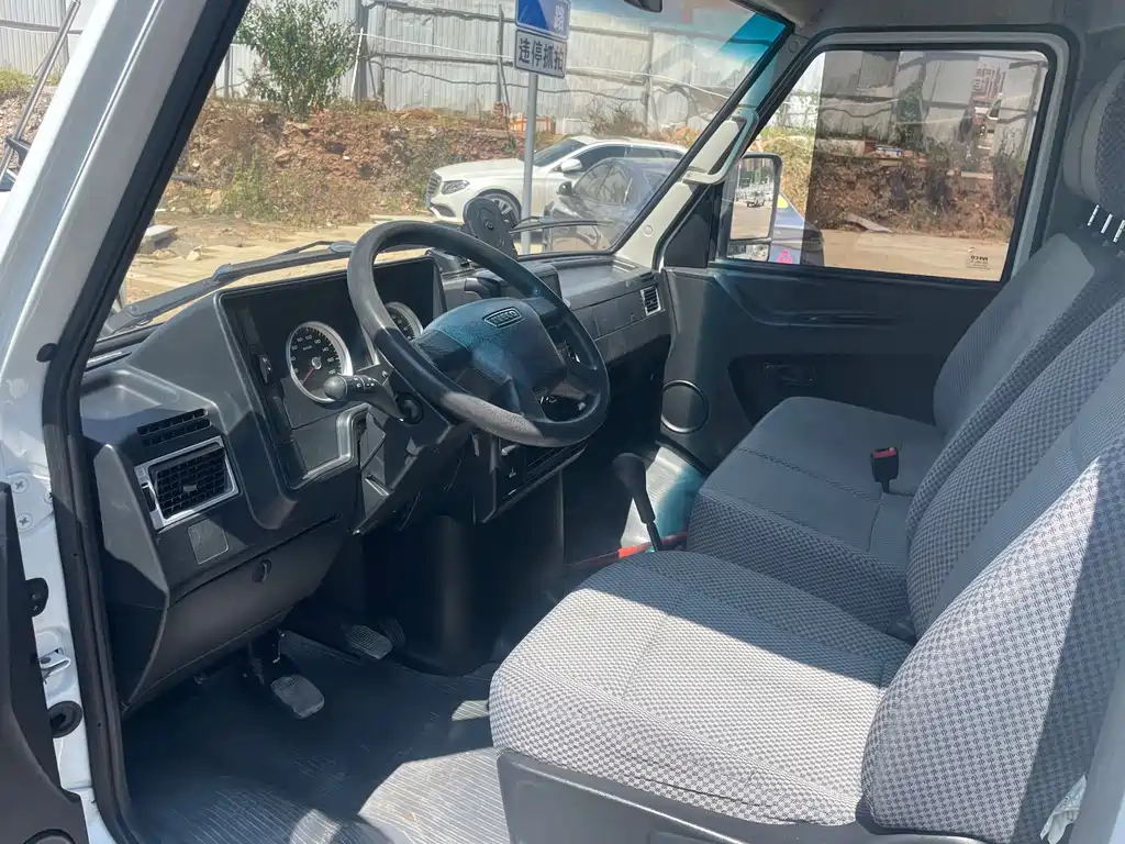 IVECO Daily — миниатюра 13