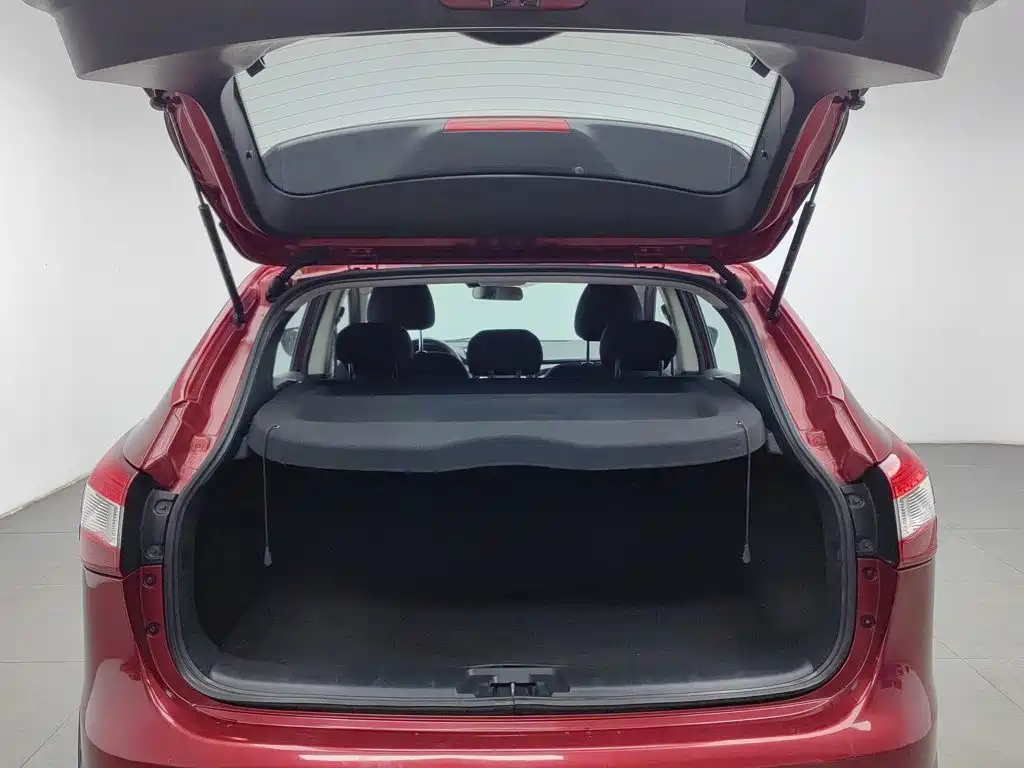 Nissan Qashqai — миниатюра 16