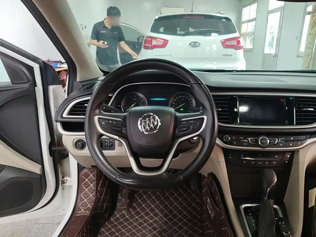 Buick Excelle — миниатюра 11
