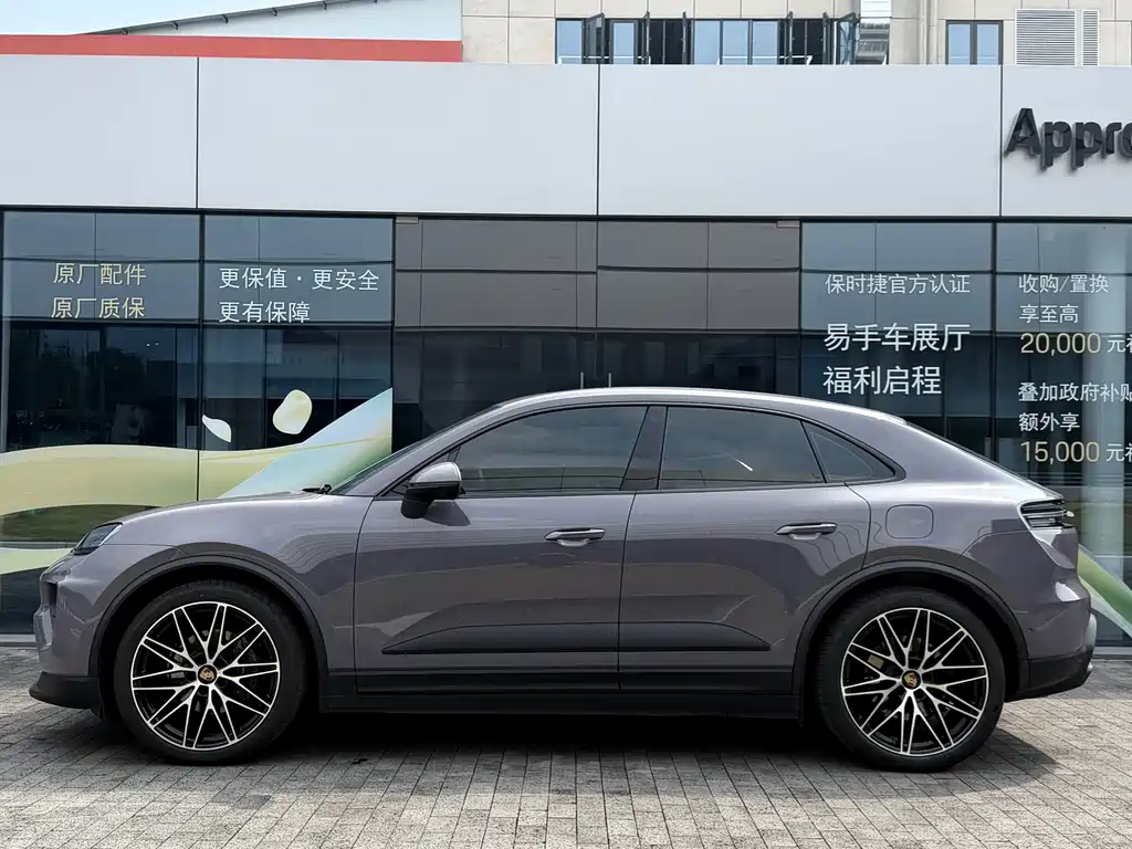 Porsche Macan EV — миниатюра 3